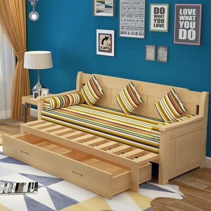 Gỗ thông tự nhiên làm ra sản phẩm sofa gỗ kéo ra thành giường